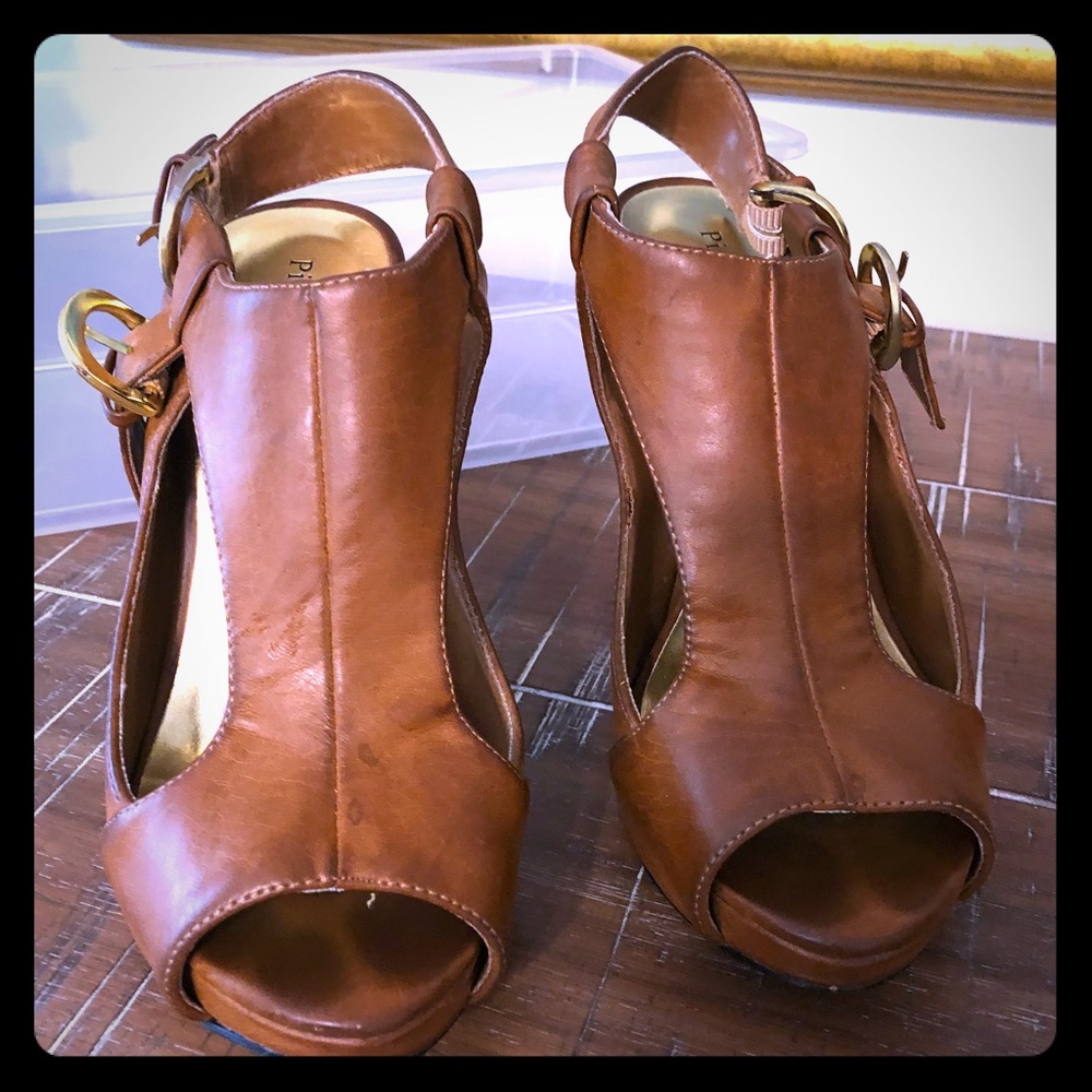 Camel colored leather heels